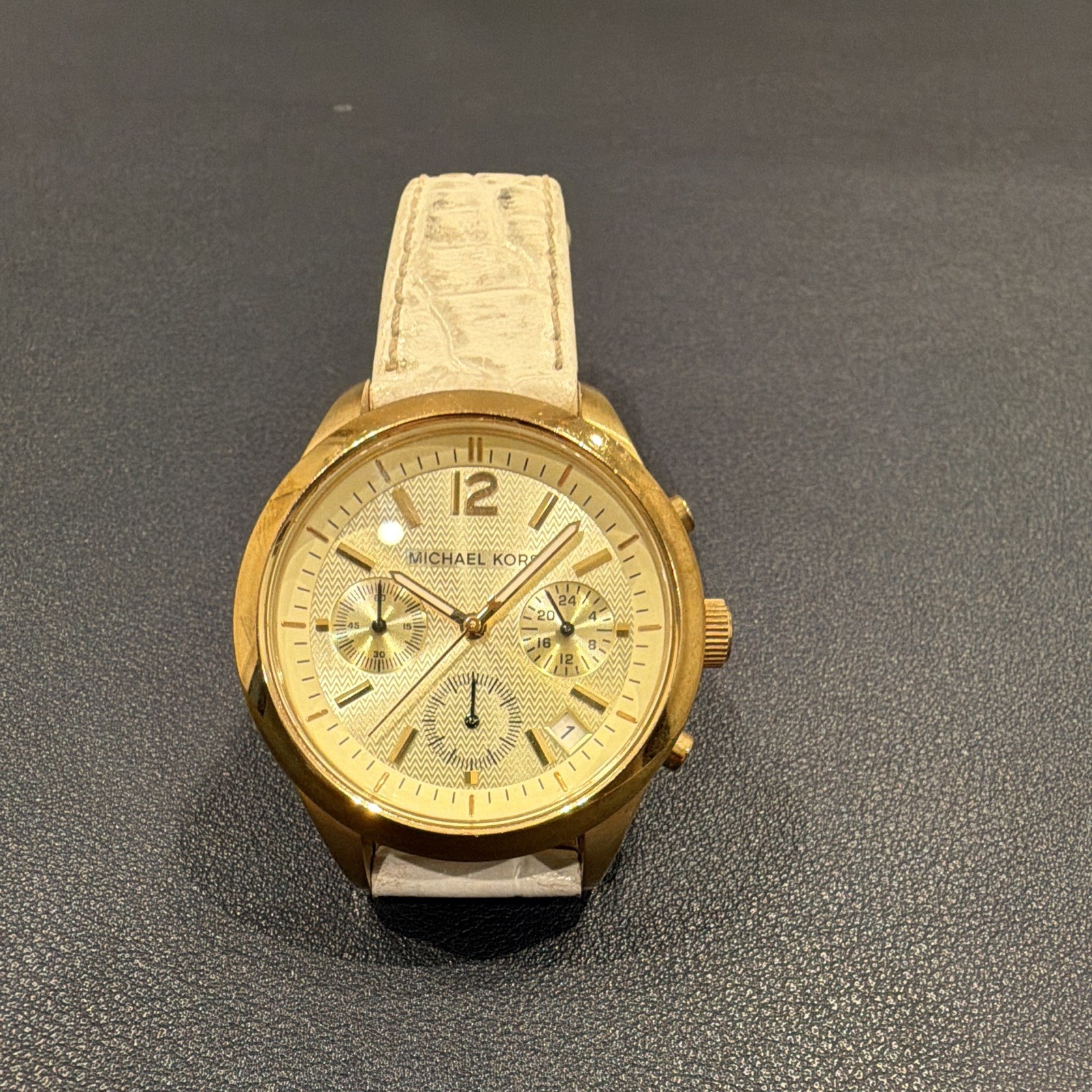 Michael Kors MK-5285 Women’s Gold Dial SS Quartz Chronograph Beige Leather 35mm