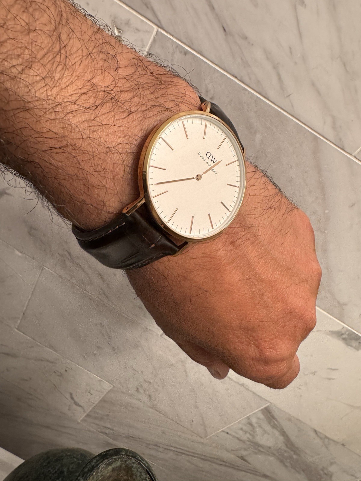 Daniel Wellington DW Men’s Classic Brown Leather Gold Tone Watch 40mm