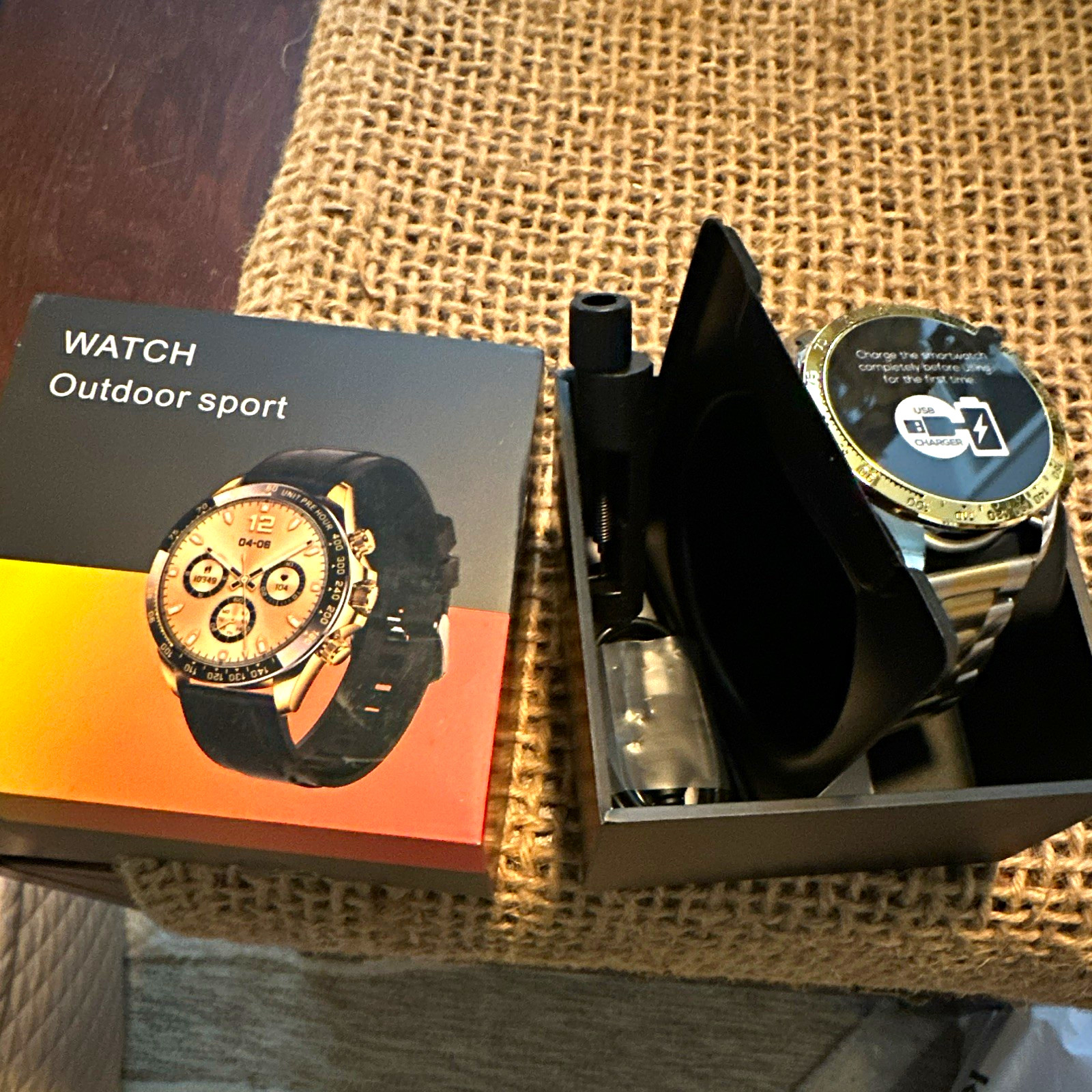 Men’s Analog Round Wristwatch Black Dial Silver Tone Metal Bracelet w/ Box