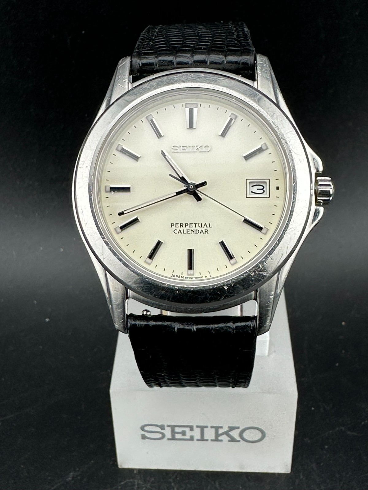 Seiko Men’s Perpetual Calendar Cream Dial Date 37mm Quartz Watch 8F32-0130