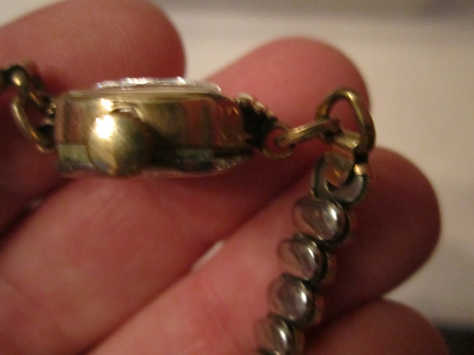 VINTAGE BULOVA LADIES’ WATCH – WIND UP – NOT WORKING – SC-7A
