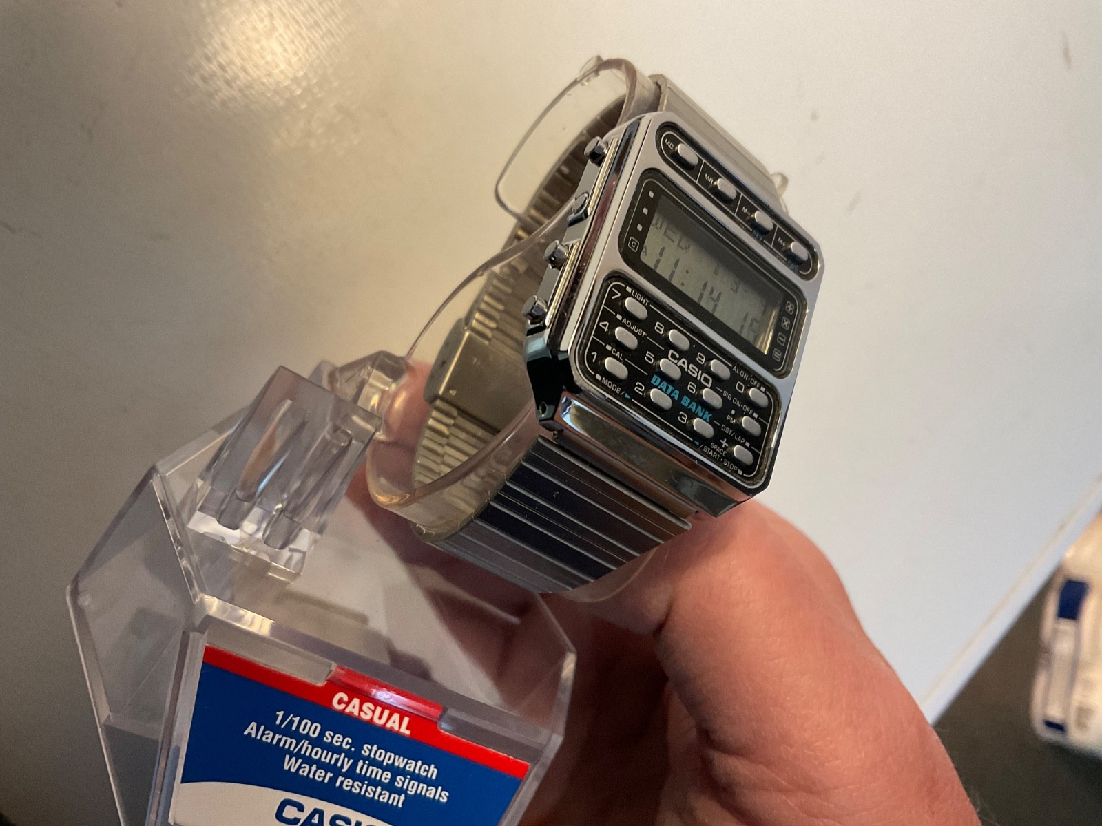 CASIO 246 CD-401 Databank Calculator 1983 1st GEN Mens Watch JAPAN M Near Mint!