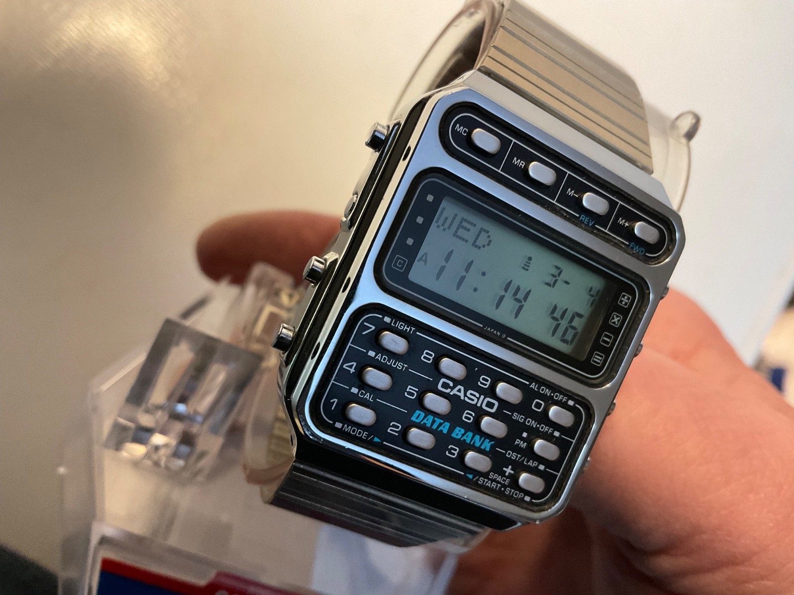 CASIO 246 CD-401 Databank Calculator 1983 1st GEN Mens Watch JAPAN M Near Mint!