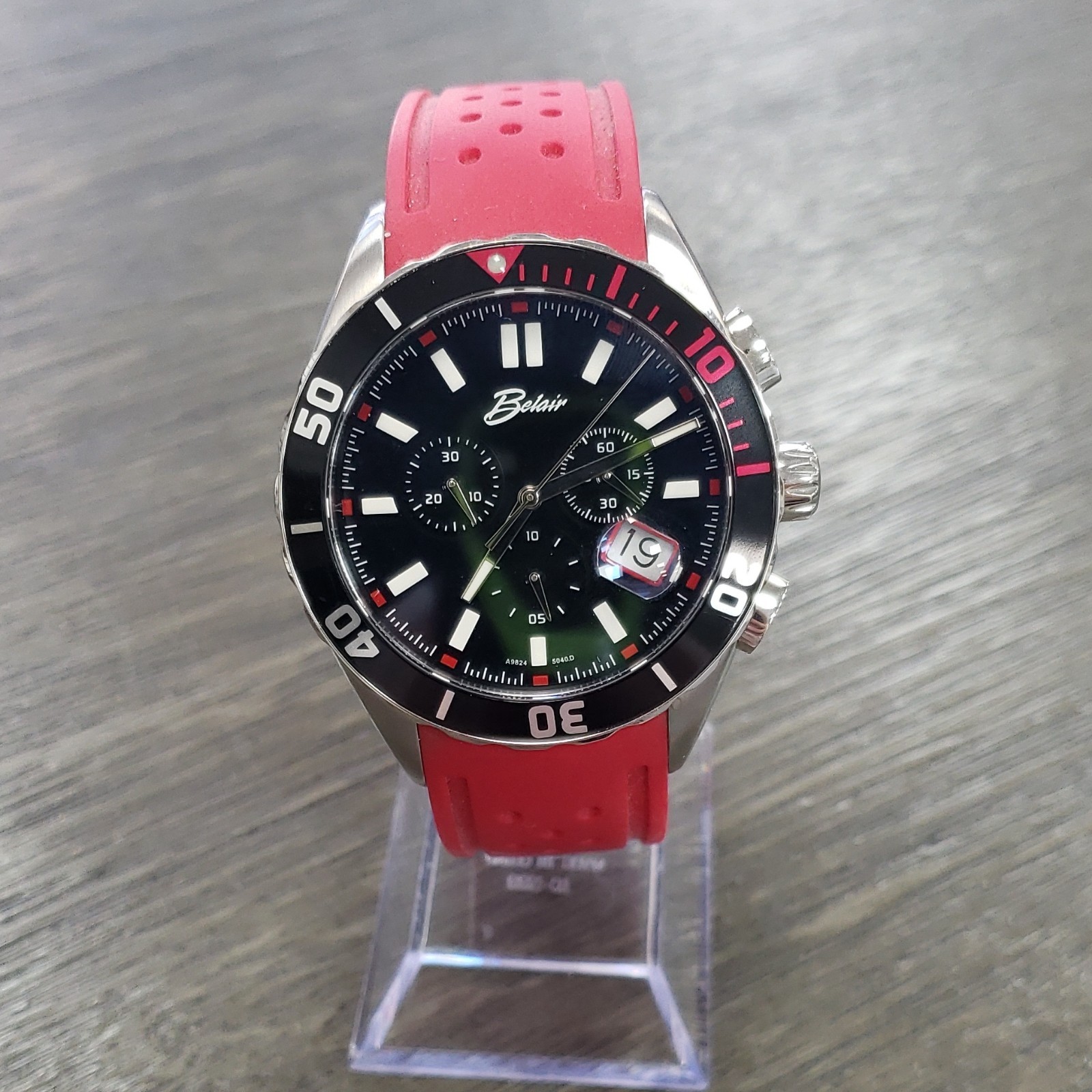 Belair Men’s Quartz Wristwatch Black Dial Red Rubber Strap