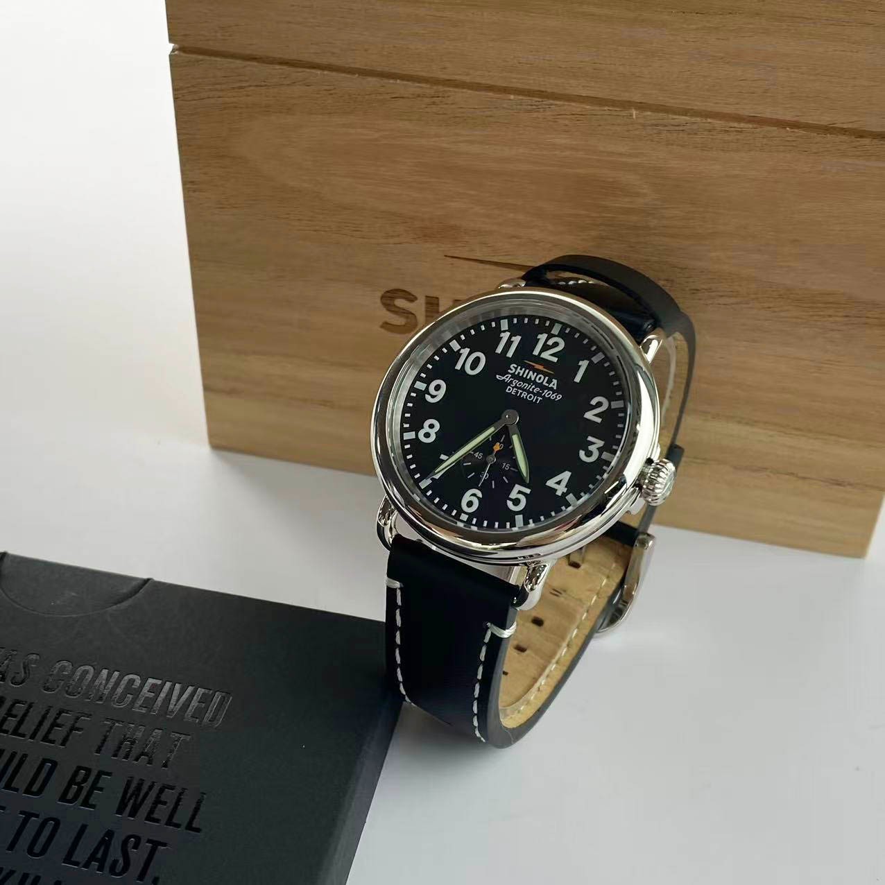 New Shinola The Runwell Men’s Quartz Watch Black Dial Leather Strap 41mm
