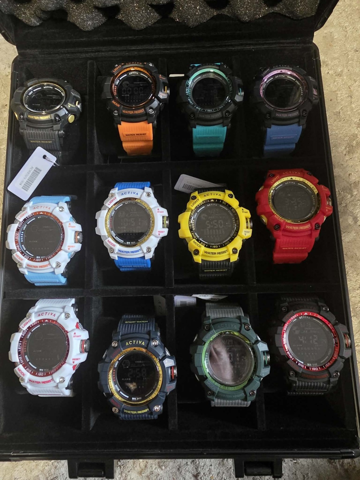 Invicta Racing Limited Edition Set of Champions X12 ACW8020 + Case