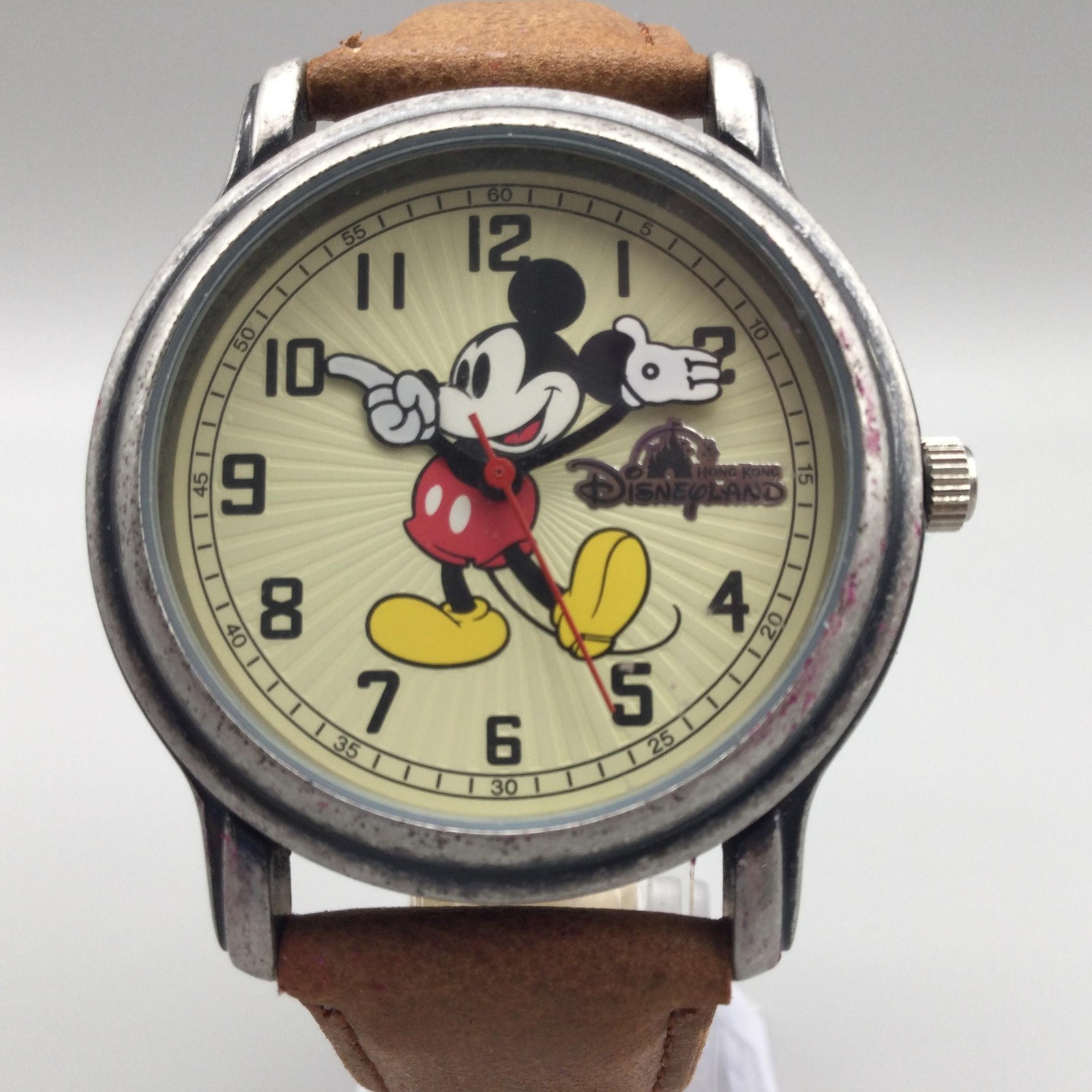 Disney Mens Watch 38mmMickey Mouse Hong Kong Disneyland Brown New Battery