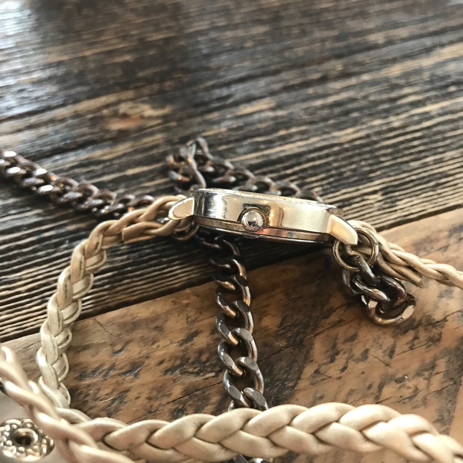 BKE / P.I. CO Women Wrist Watch wrap around chain bracelet strap New Battery