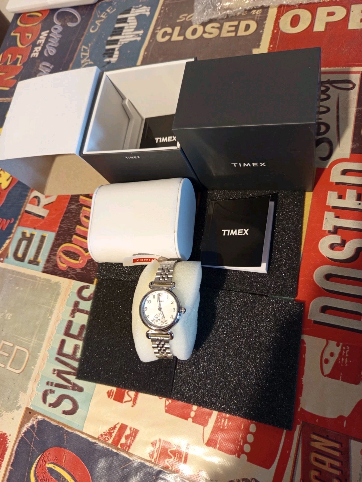 Timex The Waterbury Classic Chrono 40mm Watch NEW NEW Wristwatch