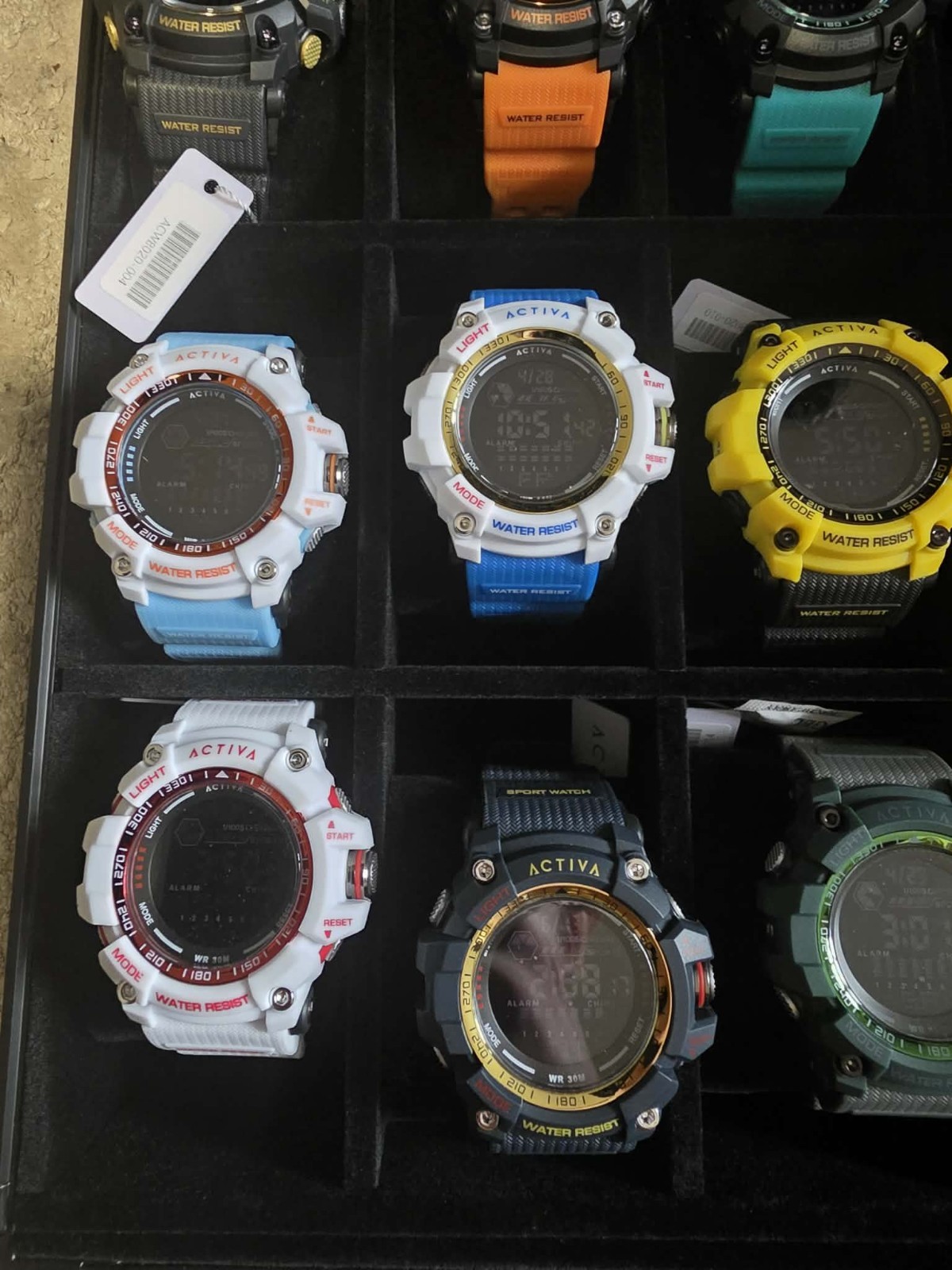 Invicta Racing Limited Edition Set of Champions X12 ACW8020 + Case