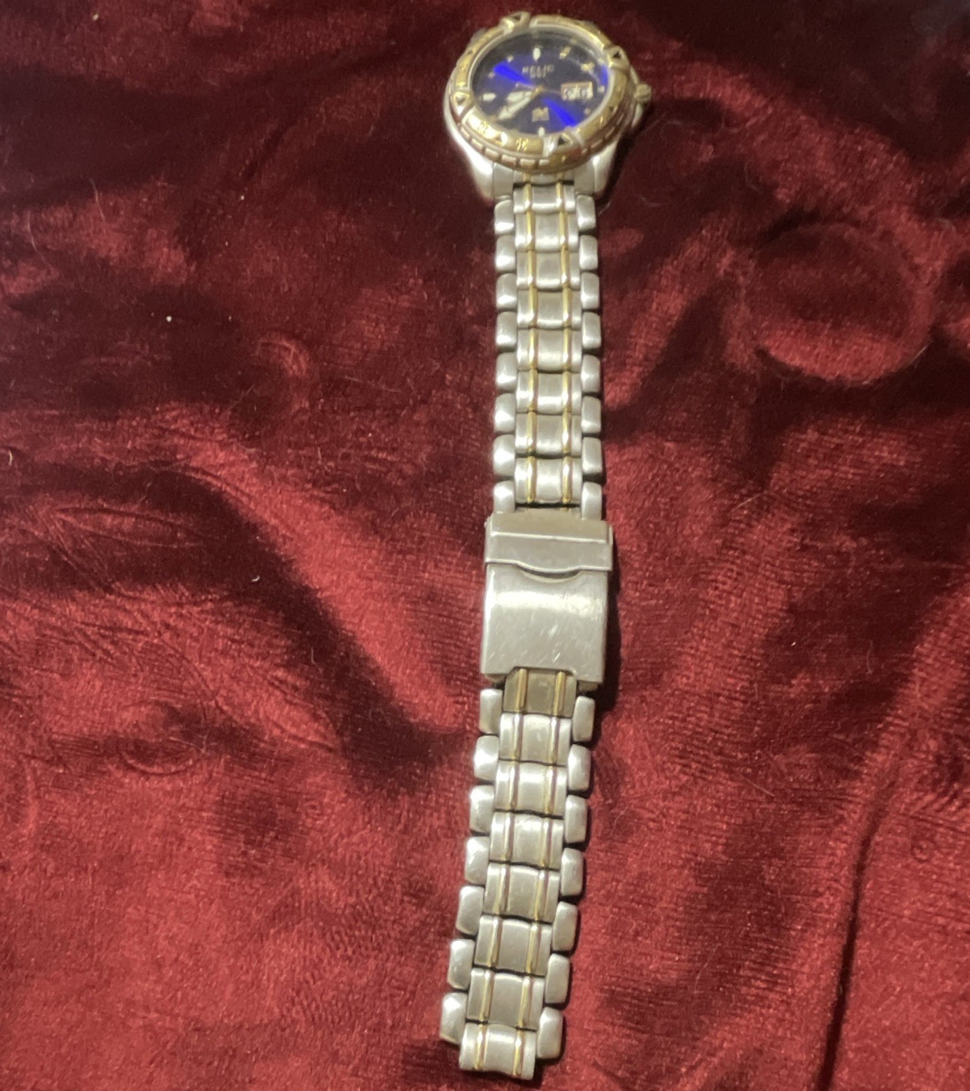 Relic Men’s Quartz Analog Watch Blue Dial Two-Tone Stainless Bracelet Date 50m