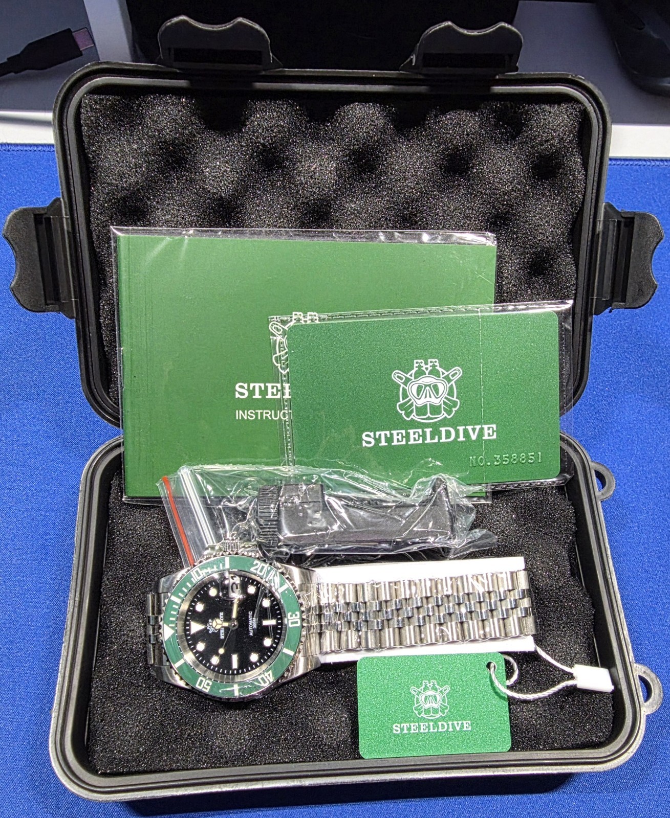 Steeldive Green Black SD1953 Seiko NH35 Automatic 300m Dive Watch Sapphire New