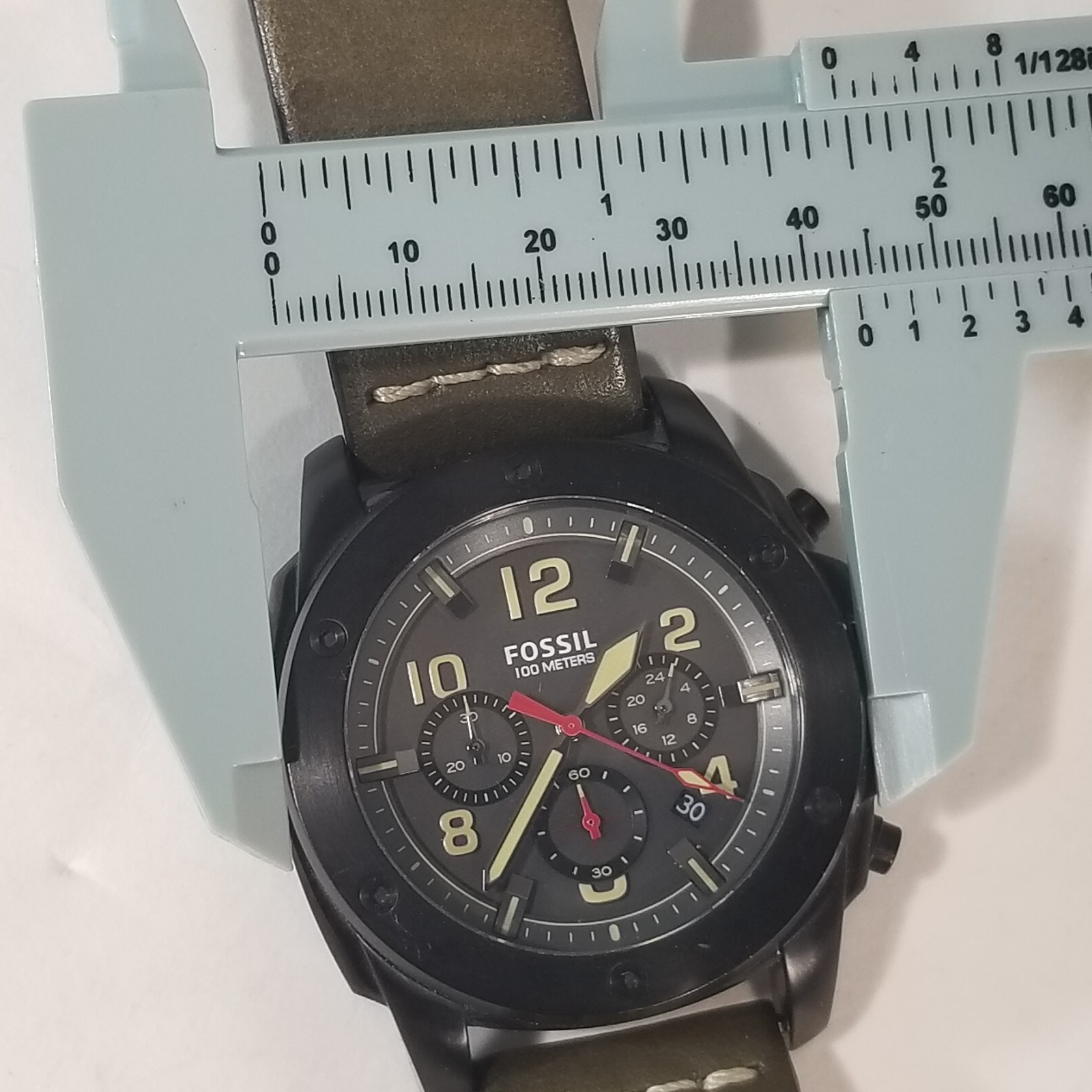 fossil machine chronograph watch Men’s grey dial black case green leather FS5000