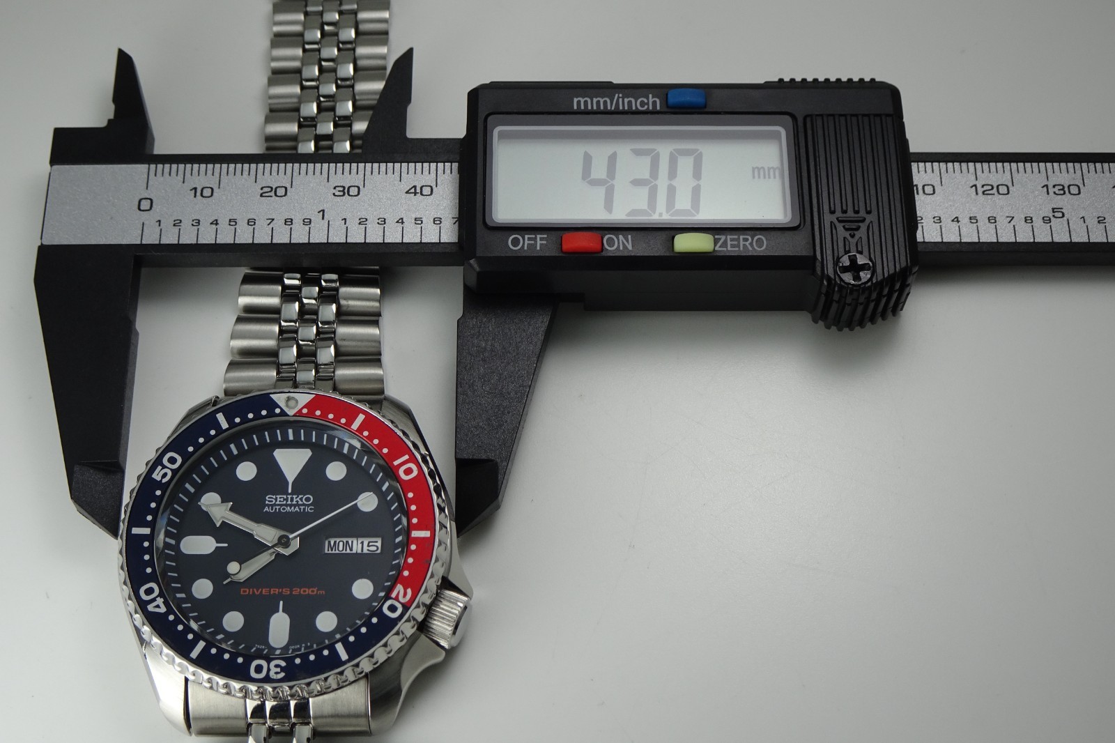 Vintage 1999 JAPAN SEIKO DIVER’S 10BAR 7S26-0020 21Jewels Automatic.