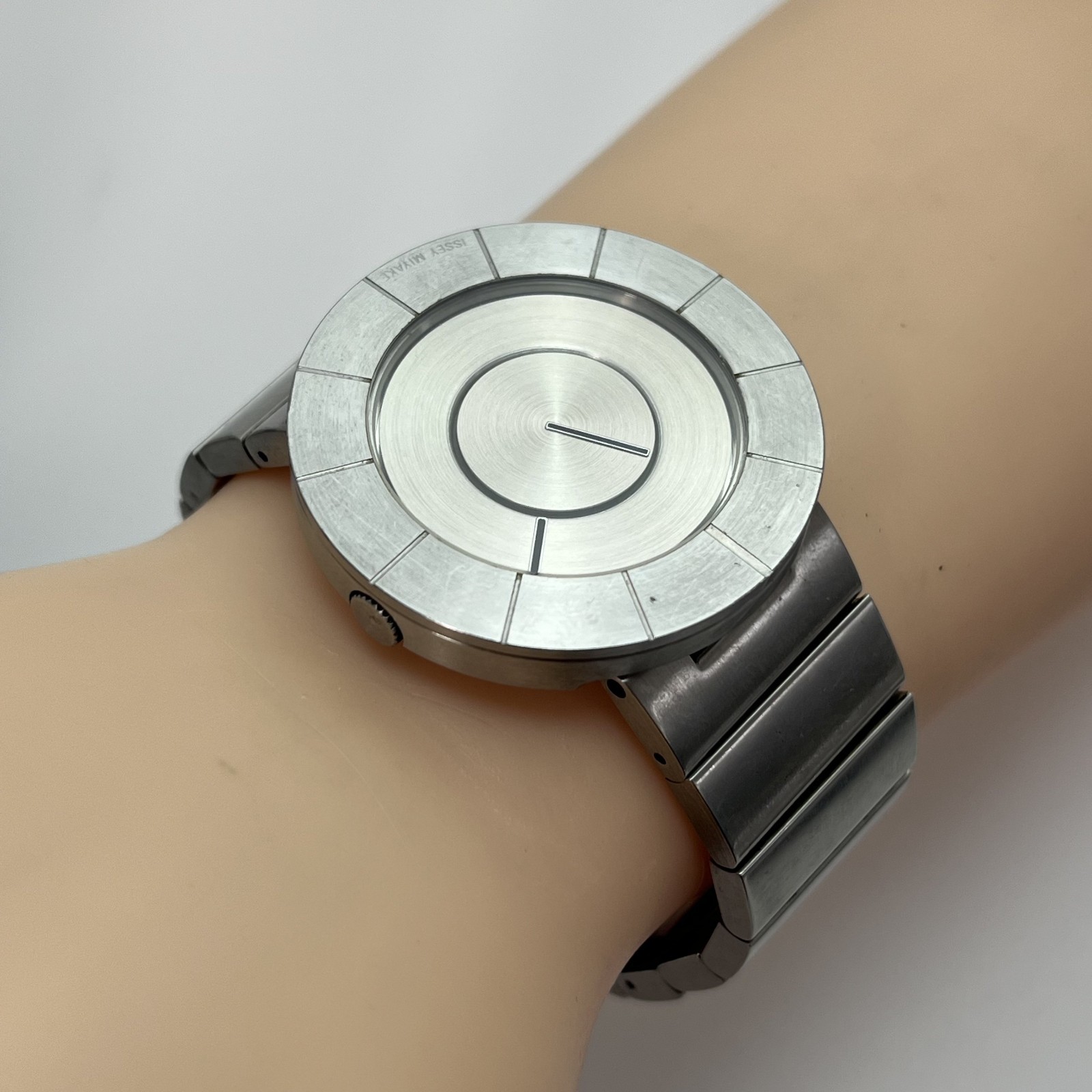 Seiko Issey Miyake TO TOKUJIN YOSHIOKA Quartz Japan Designer Watch w/ Box #525B