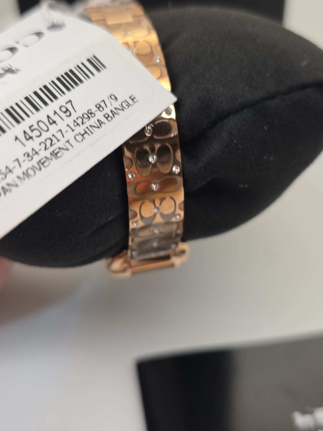 Coach TANK Women’s Rose Gold Bangle Bracelet Quartz Wristwatch Water-Resistant