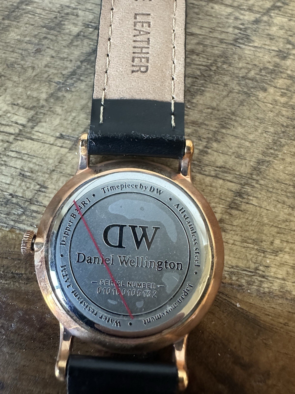 authentic Daniel Wellington Women’s Watch with Brown Leather Band NEW