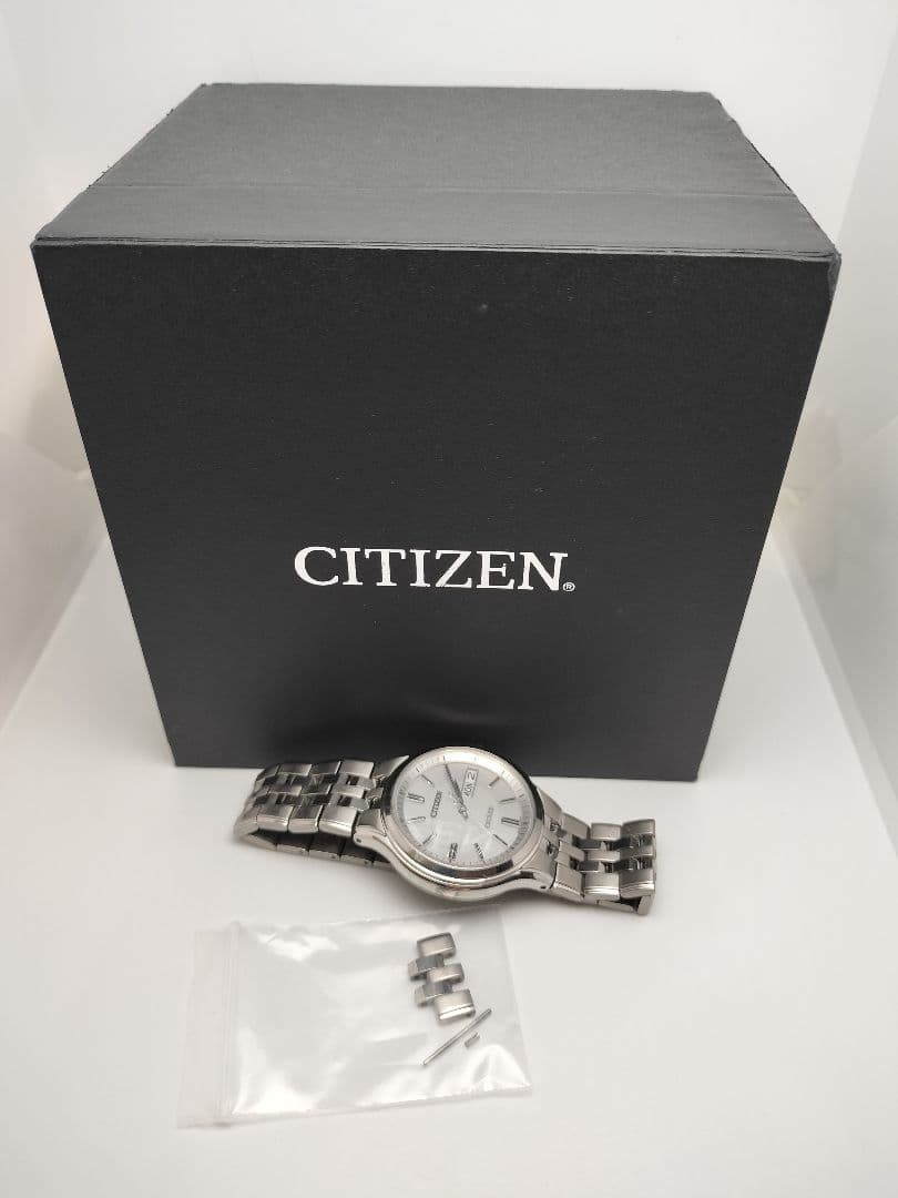 Citizen Exceed Solar Wristwatch Titanium Silver Dial wrist 18.5cm/7.3in