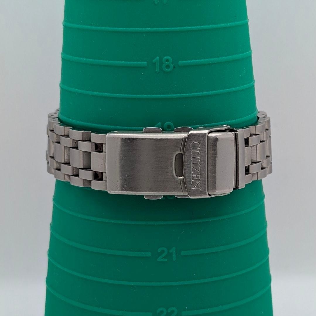 Citizen Promaster Pilot Watch Quartz Solar Titanium 43.6mm wrist 21cm