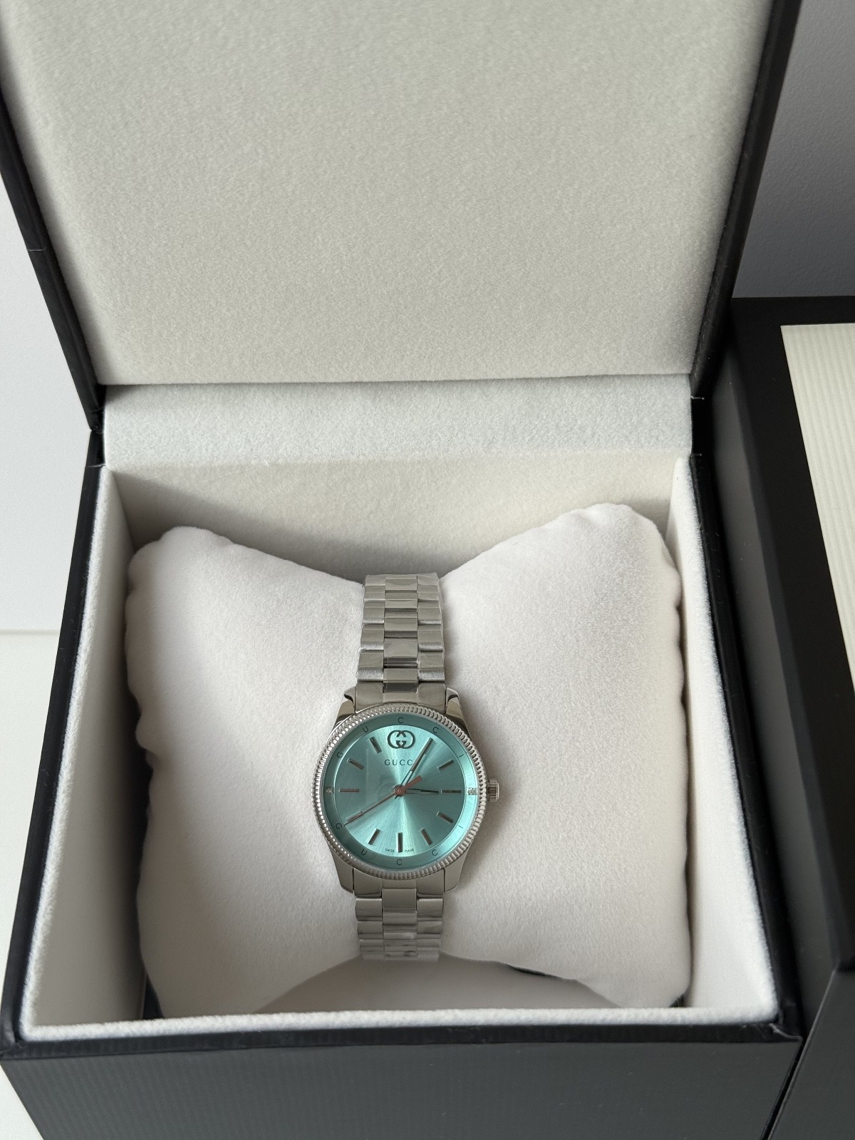 GUCCI Diamantissima 27MM. MOP Dial BLK Leather Women’s Watch YA141505