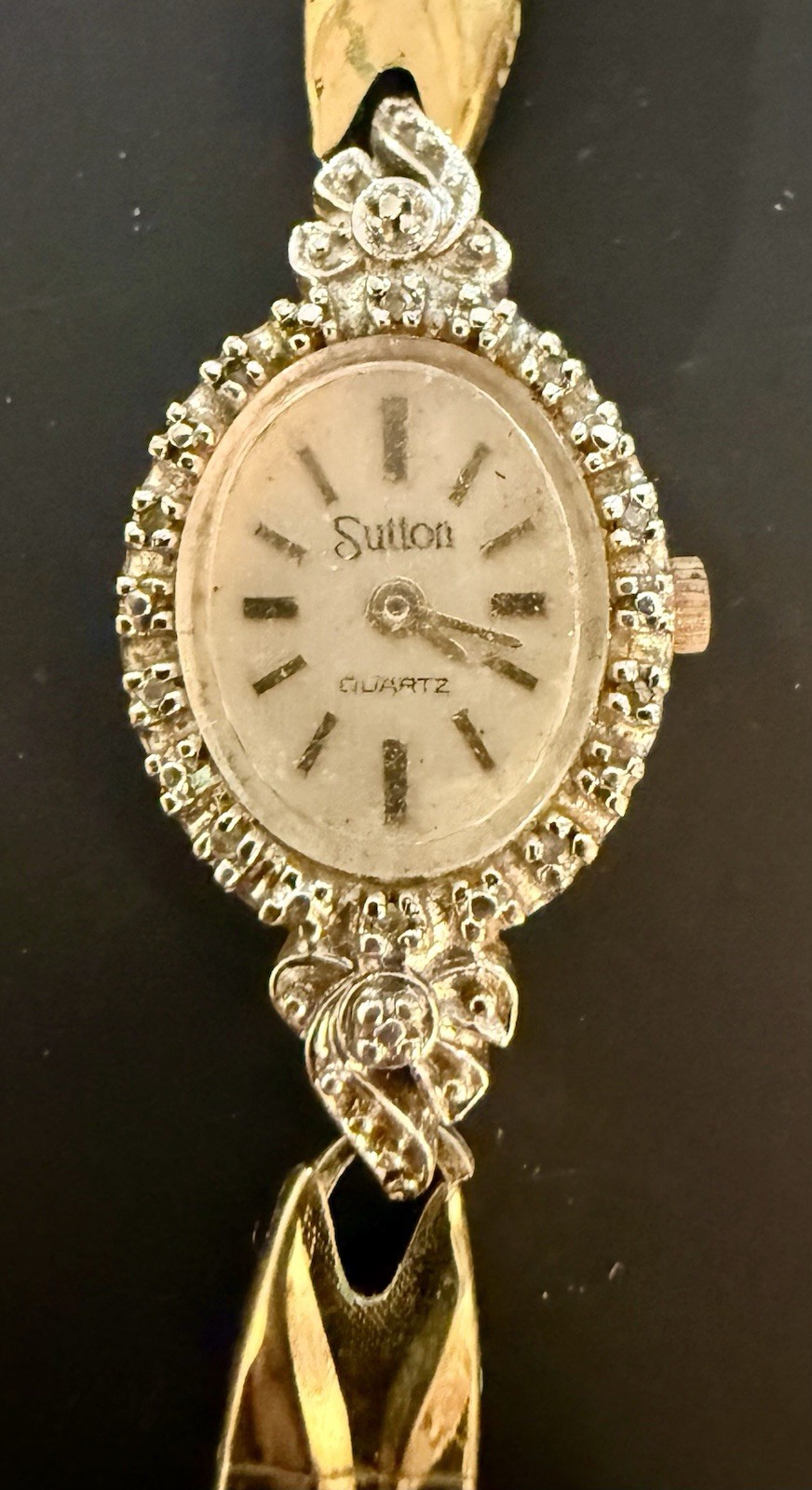 Vintage Sutton Quartz Watch – Untested