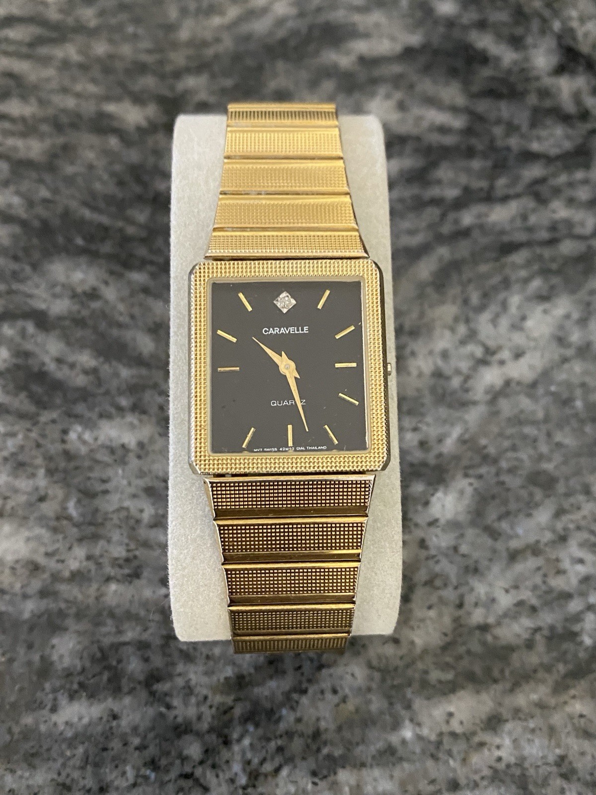 Rare vintage caravelle by bulova men’s watch COP6 Gold Plated Hong Kong⬇️Read D