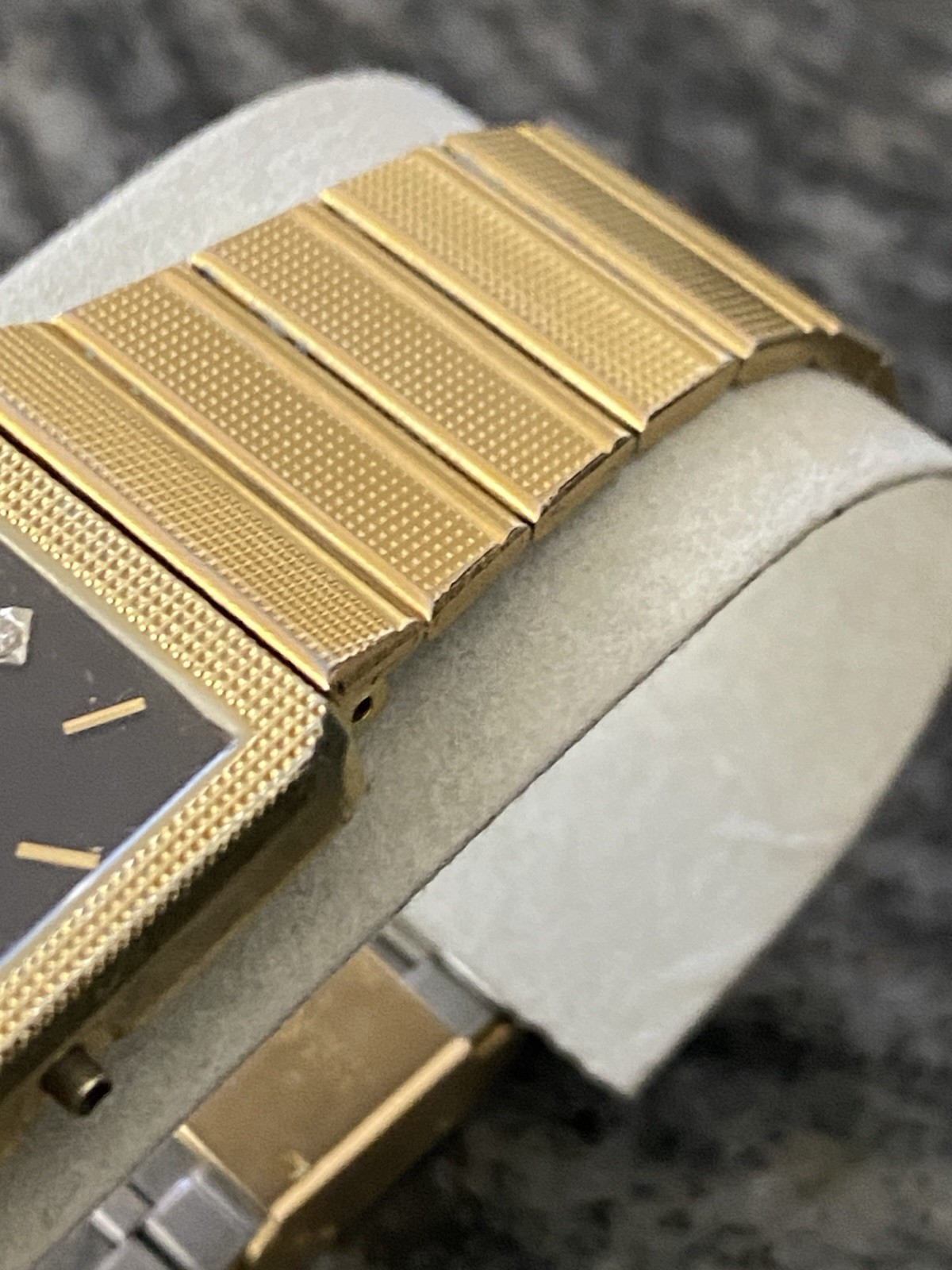 Rare vintage caravelle by bulova men’s watch COP6 Gold Plated Hong Kong⬇️Read D