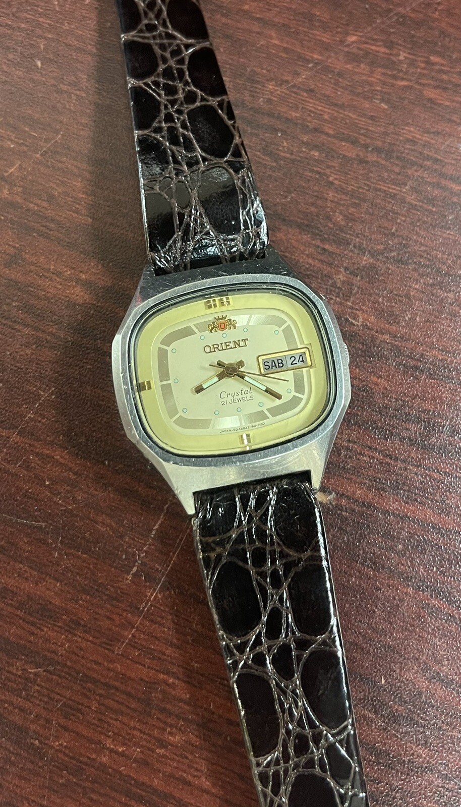 Circa 1970 Orient Crystal 21 Jewel TV Case Watch..TJ178