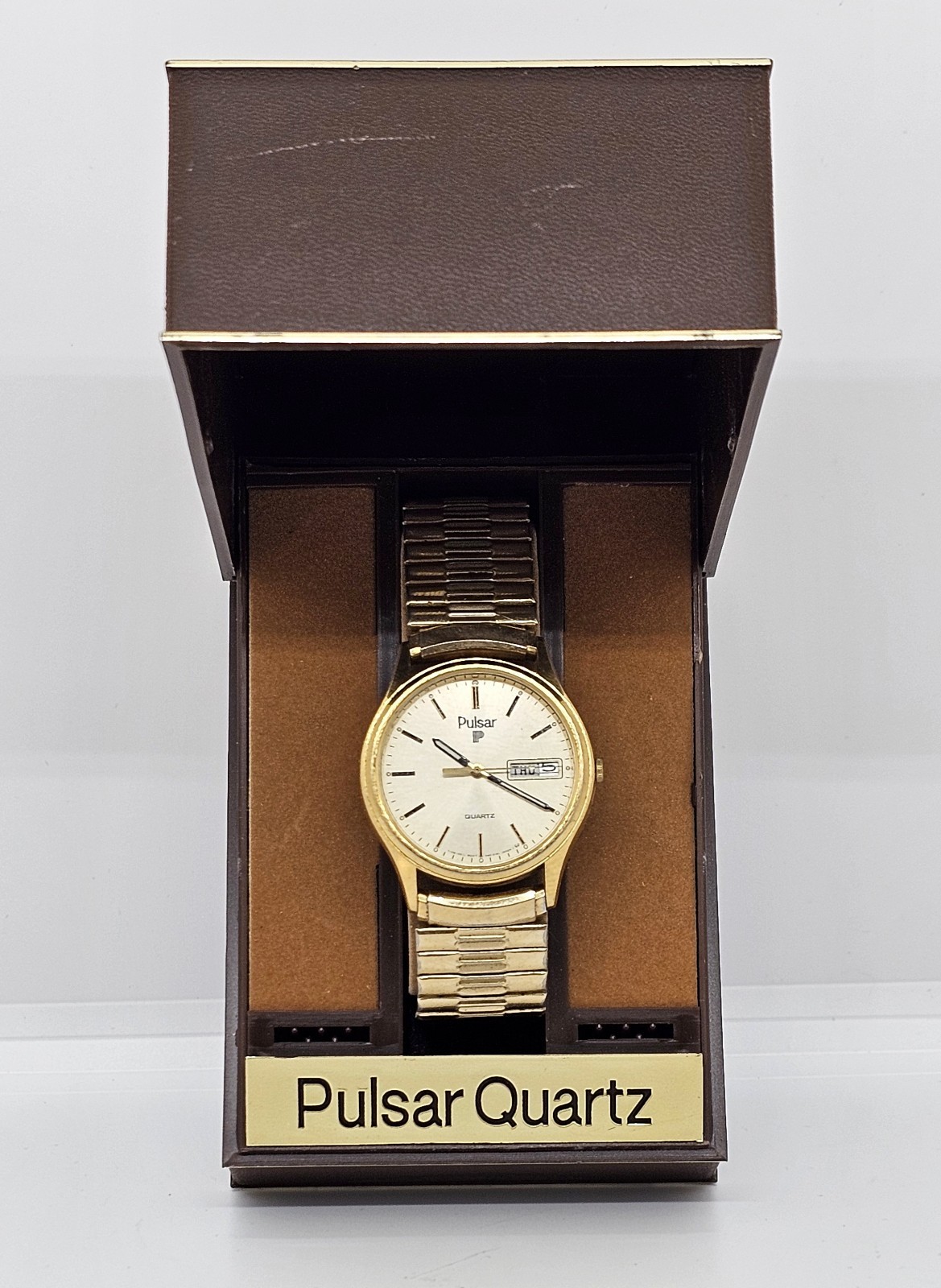 1985 PULSAR SEIKO Wrist Watch – Y148-6019 Gold Tone Stainless Stretch JAPAN BOX