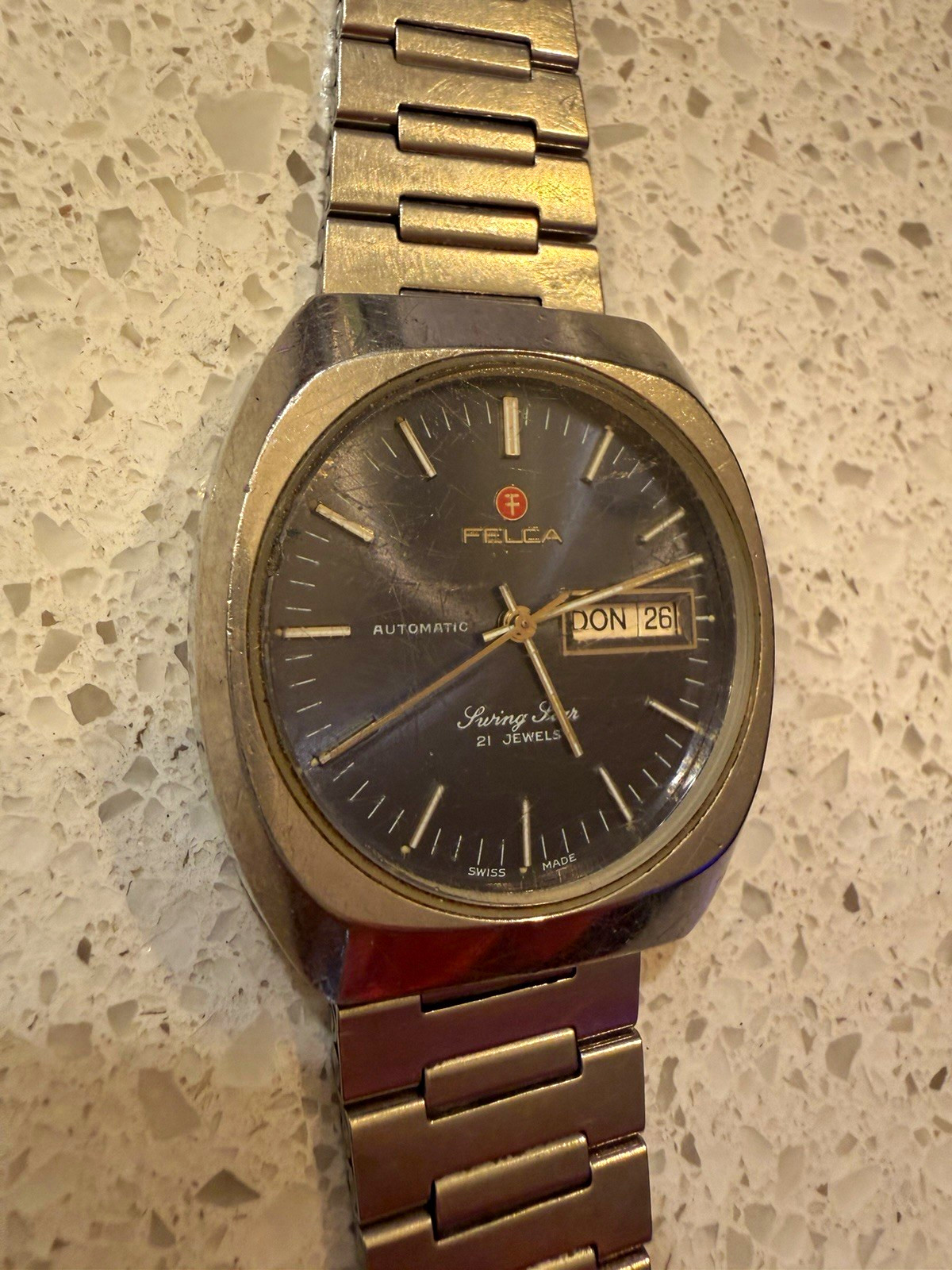 Vintage Felca Swing Star 21 Jewel Automatic Swiss Day/Date Men’s Watch Runs