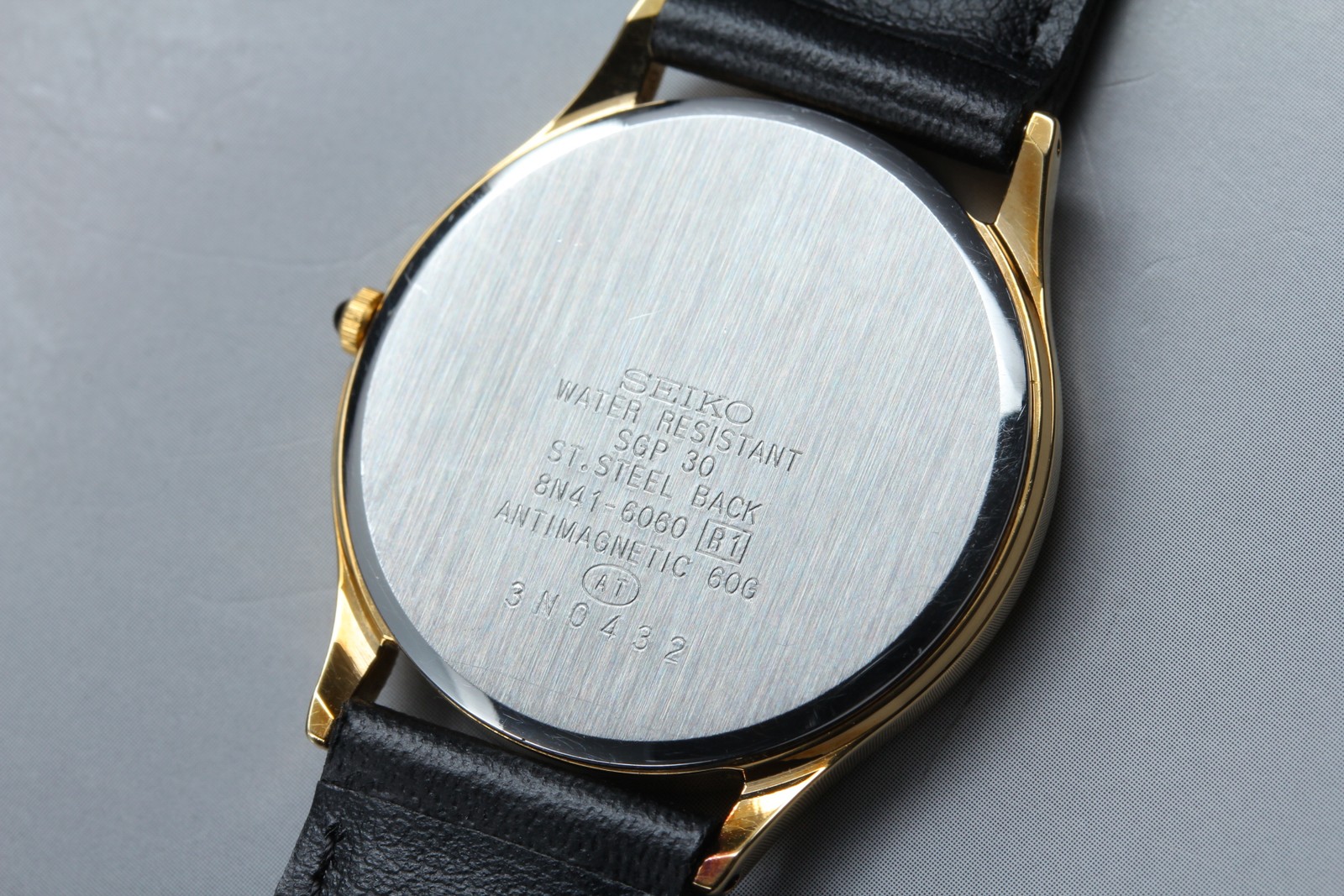 [Near MINT] Vintage SEIKO DOLCE 8N41-6060 White Dial Watch Quartz From JAPAN
