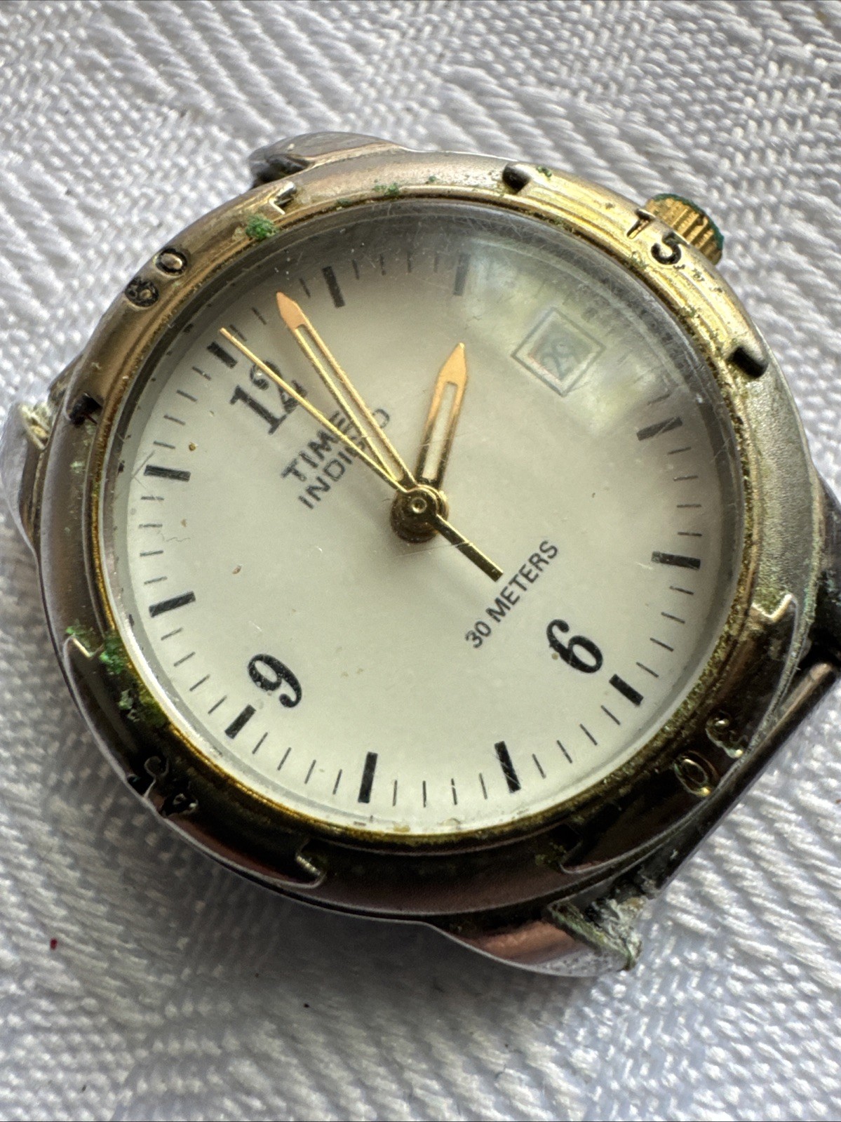 Vintage Untested Timex Indiglo Women’s Watch WR 30 Meters White Face Gold Tone