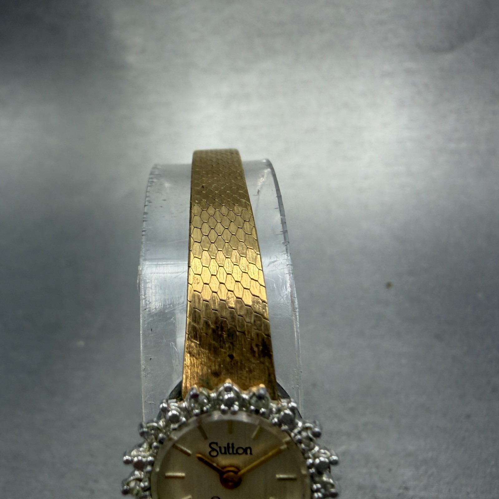 Sutton Watch Women 14mm Champagne Dial Gold Tone Diamond Bezel New Battery VTG