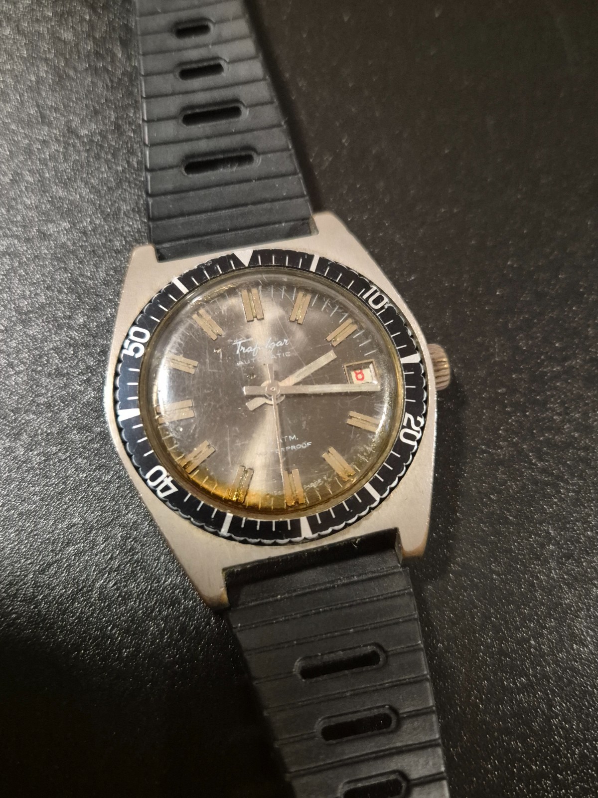 Rare Mens Vintage TRAFALGAR 25 J Swiss Made Automatic Divers Style Wristwatch