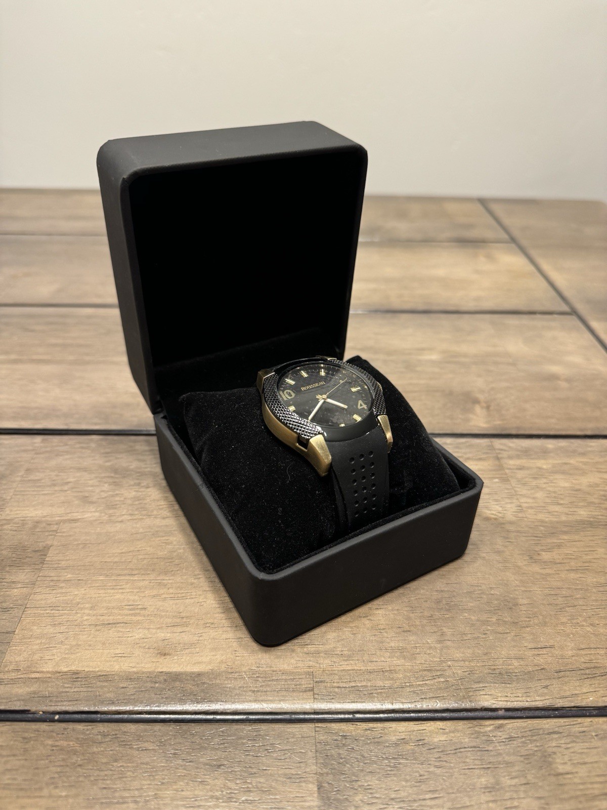 Rousseau Stainless Steel Wrist Watch – No 9655 Japan MOVT – Brand New With Case