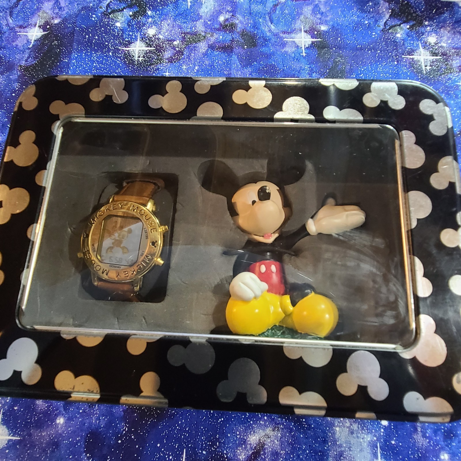Vtg Lorus Disney Mickey Digital Dancing Watch Figurine Box Set RTW | Video