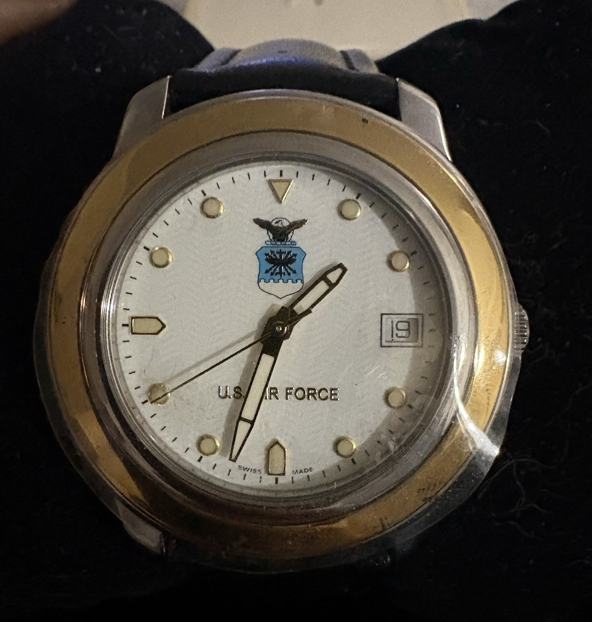Vintage Victorinox Swiss Air Force V200 Watch – “Swiss Made” USAF Full Kit