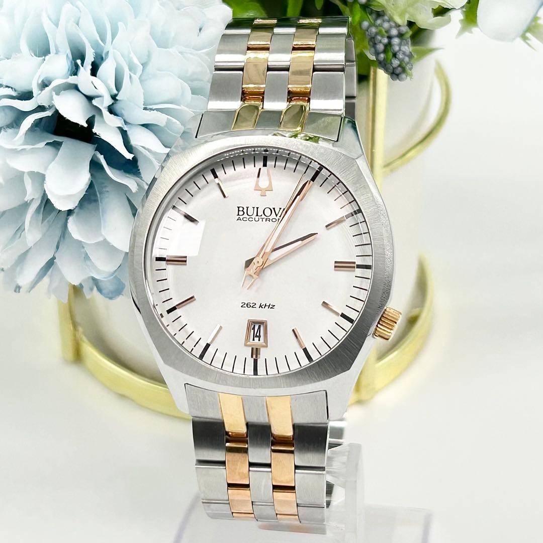 BULOVA Accutron II 262kHz Working Quartz 22cm 8.66in White Dial Watch Japan