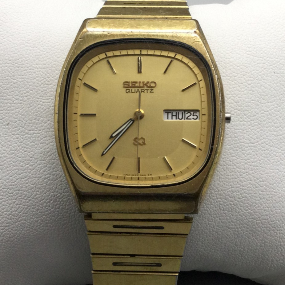 Seiko SQ Watch Women 33mm Gold Tone Day Date 8223-5359 BROKEN PARTS REPAIR 7.75″